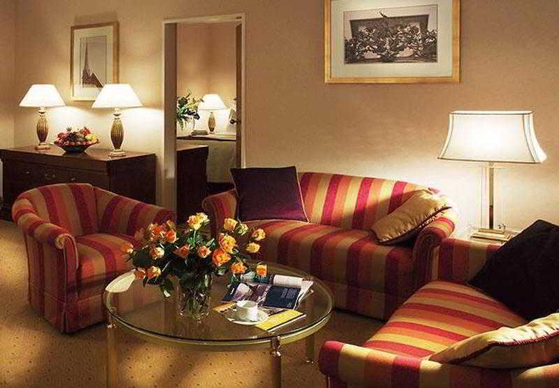 Renaissance Zurich Hotel Kamer foto